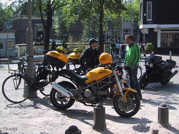 motortaxi in centrum Amsterdam